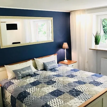 Schwalbennest_ Silke Felix *